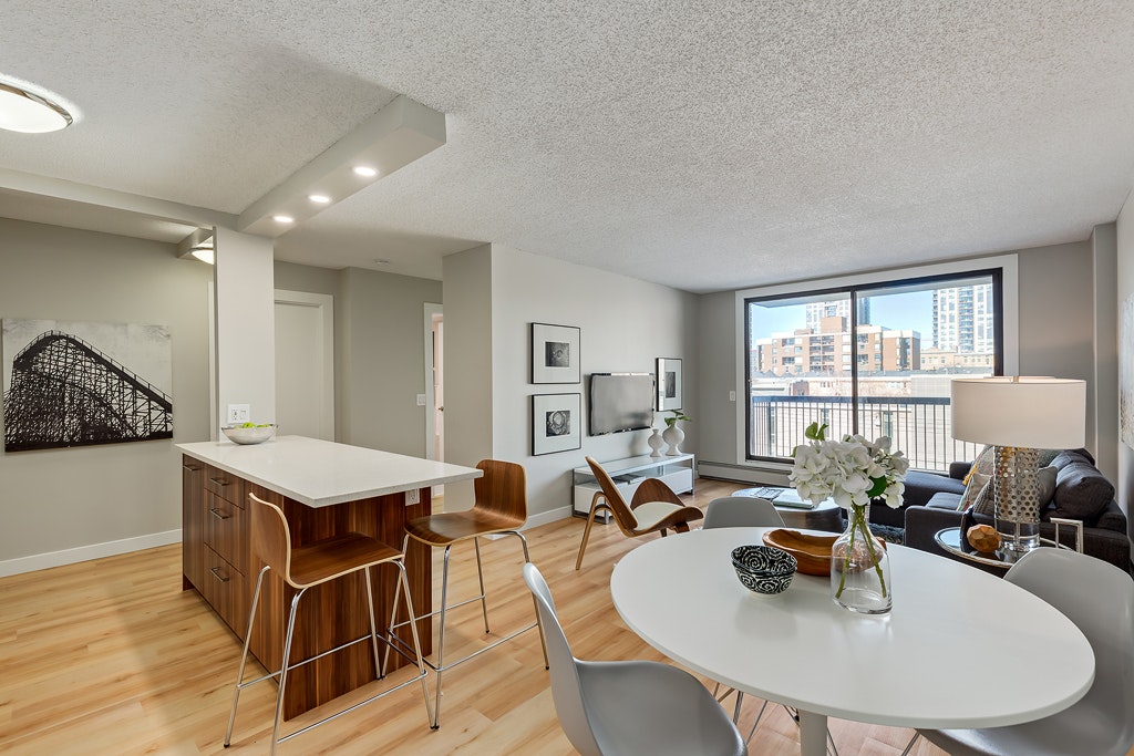 1122 15 Avenue Southwest, Calgary, AB, T2R 1K5 - 2