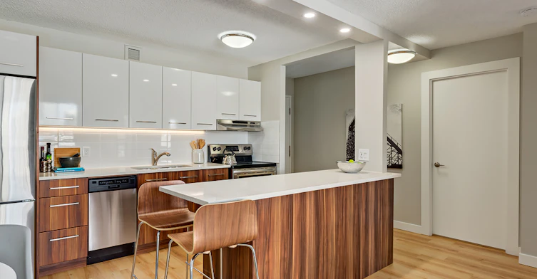 1122 15 Avenue Southwest, Calgary, AB, T2R 1K5 - 3