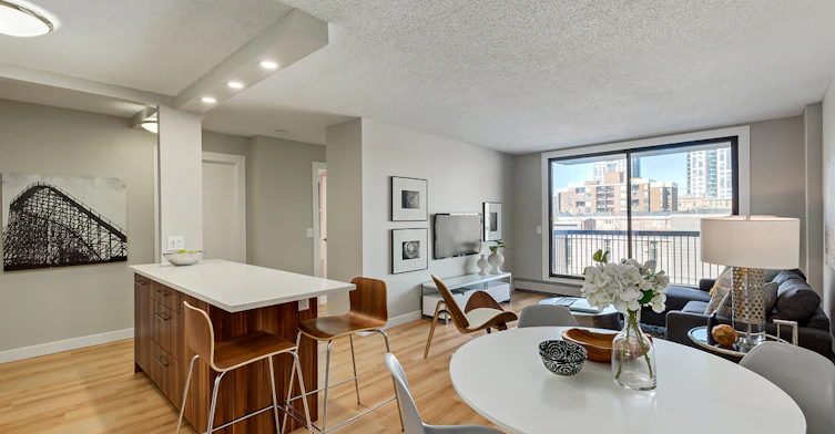 1122 15 Avenue Southwest, Calgary, AB, T2R 1K5 - 2