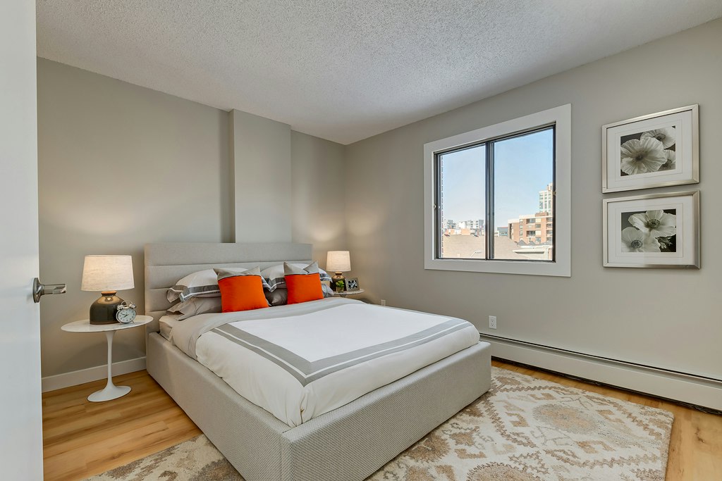 1122 15 Avenue Southwest, Calgary, AB, T2R 1K5 - 9