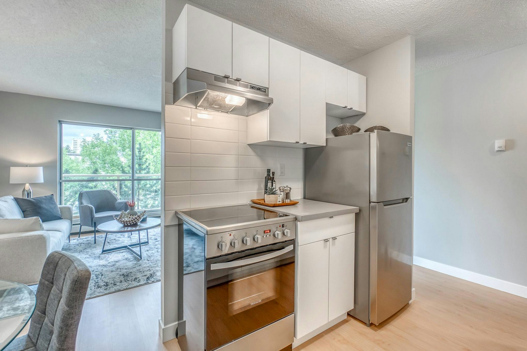 742 Kingsmere Crescent Southwest, Calgary, AB, T2V 2H8