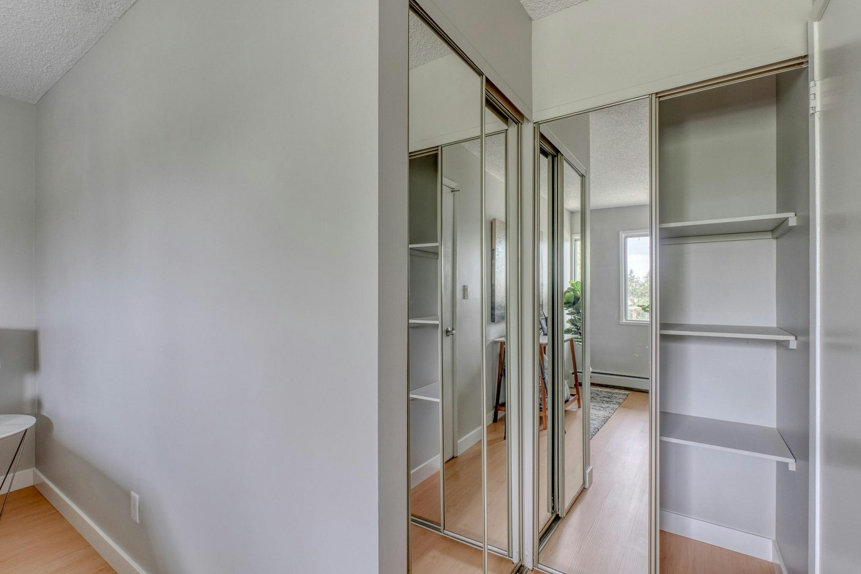 742 Kingsmere Crescent Southwest, Calgary, AB, T2V 2H8 - 12