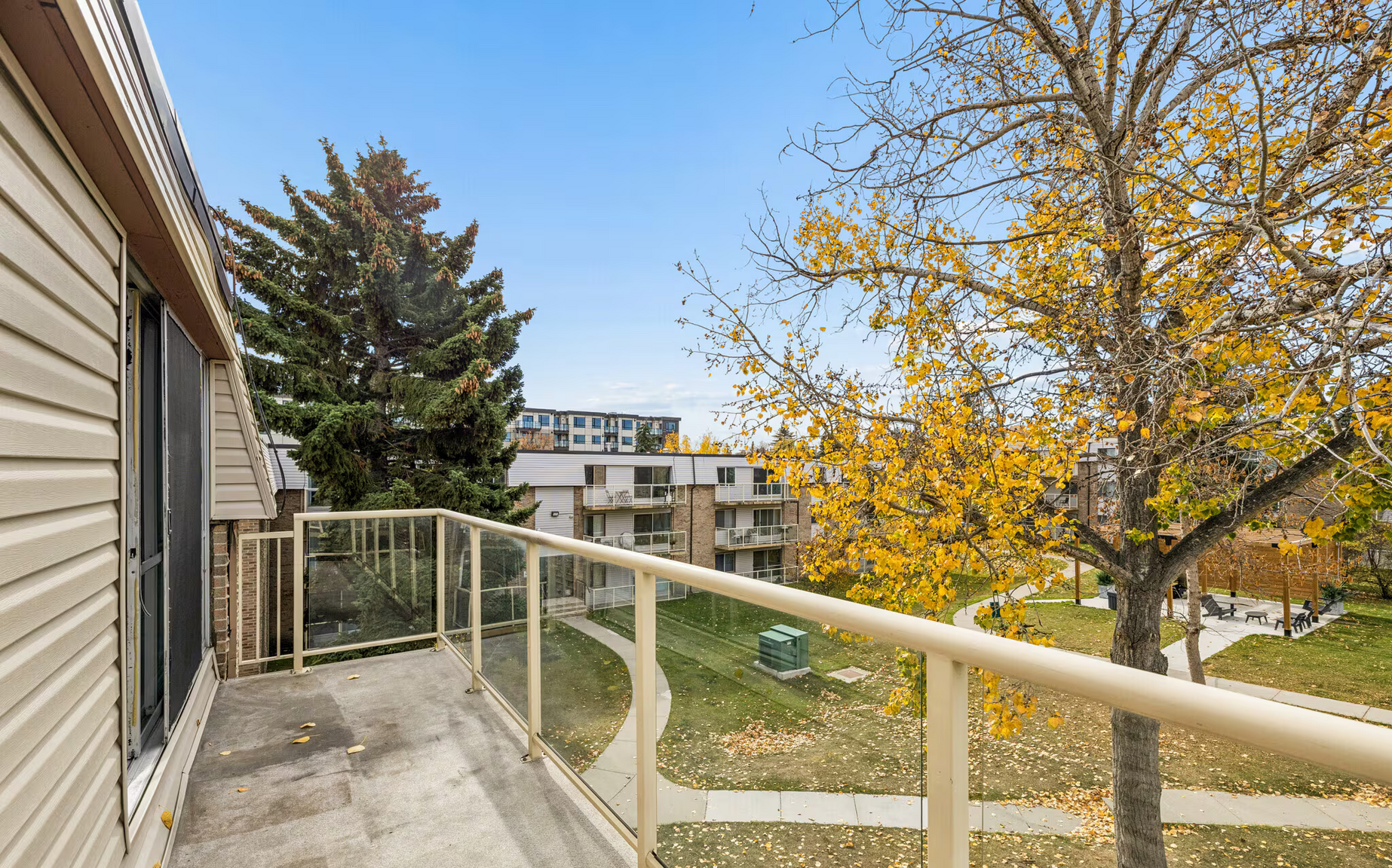 742 Kingsmere Crescent Southwest, Calgary, AB, T2V 2H8 - 9