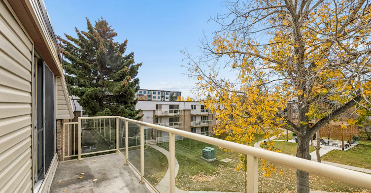 742 Kingsmere Crescent Southwest, Calgary, AB, T2V 2H8 - 9