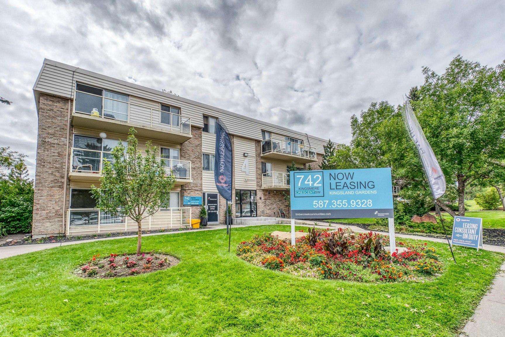 FEED-742 Kingsmere Crescent Southwest, Calgary, AB, T2V 2H8 - 15