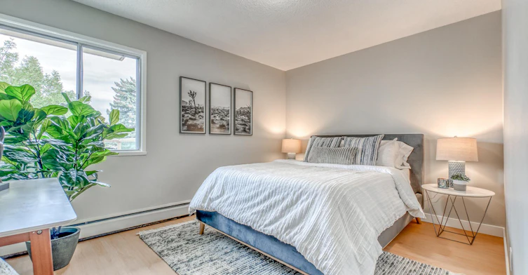 FEED-742 Kingsmere Crescent Southwest, Calgary, AB, T2V 2H8 - 8