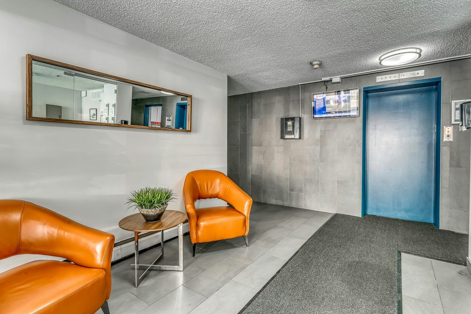 FEED-11121 82 Avenue Northwest, Edmonton, AB, T5R 3R4 - 10