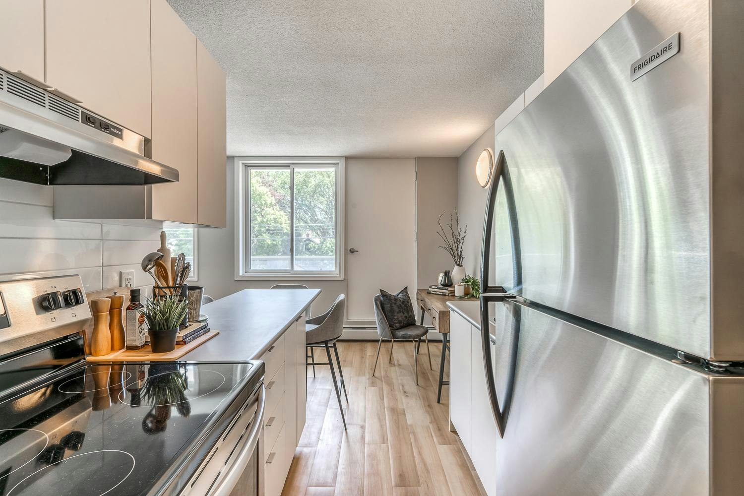 FEED-11121 82 Avenue Northwest, Edmonton, AB, T5R 3R4