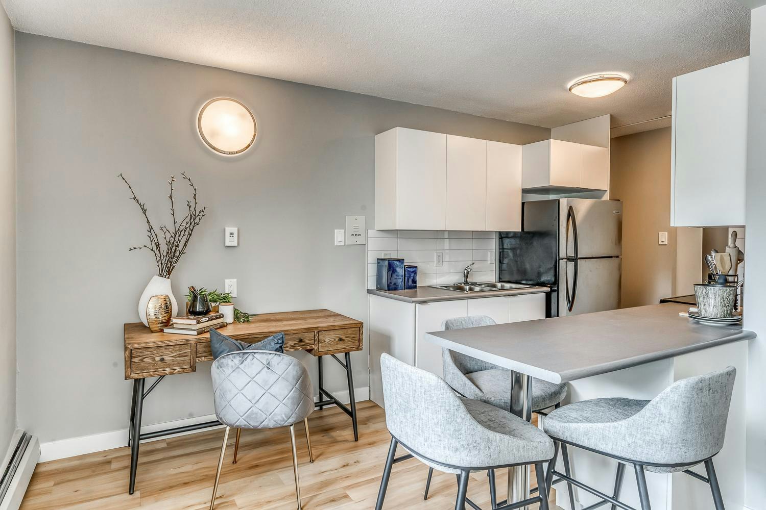 11121 82 Avenue Northwest, Edmonton, AB, T5R 3R4 - 2