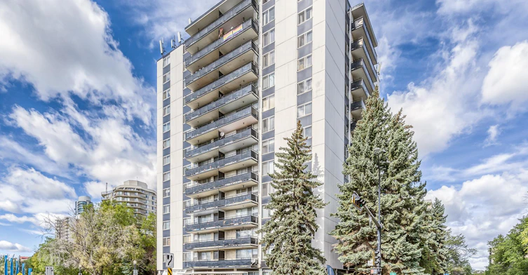 FEED-11610 100 Avenue Northwest, Edmonton, AB, T5K 0K1 - 22