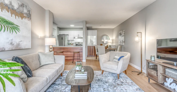 FEED-11610 100 Avenue Northwest, Edmonton, AB, T5K 0K1 - 4