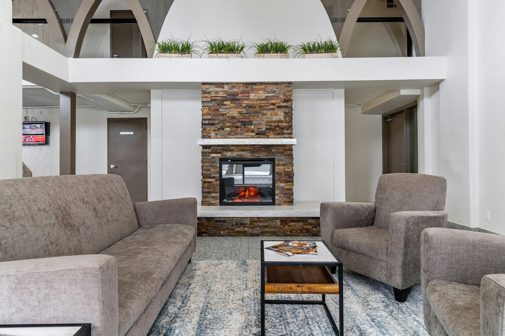 1231 Richmond Street, London, ON, N6A 3L9 - 8