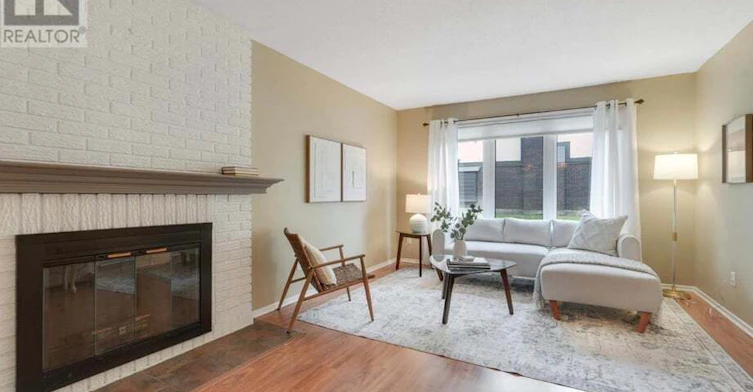 33-2111 Montreal Road, Ottawa, ON, K1J 8M8 - 2
