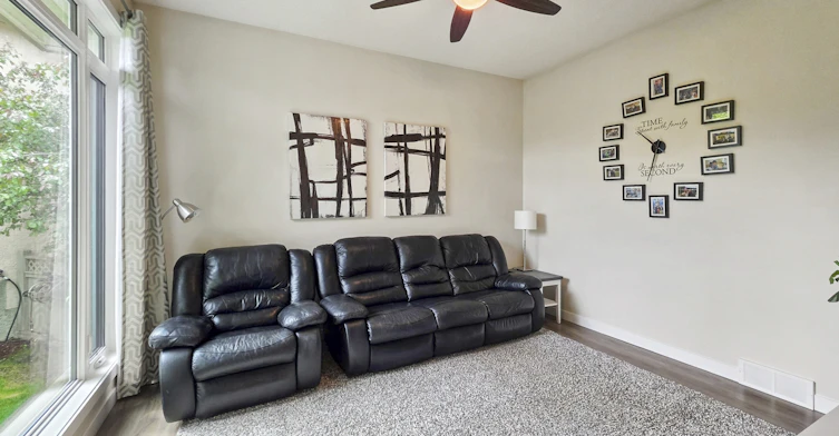 138 Mount Robson Close Southeast, Calgary, AB, T2Z 2E3 - 14