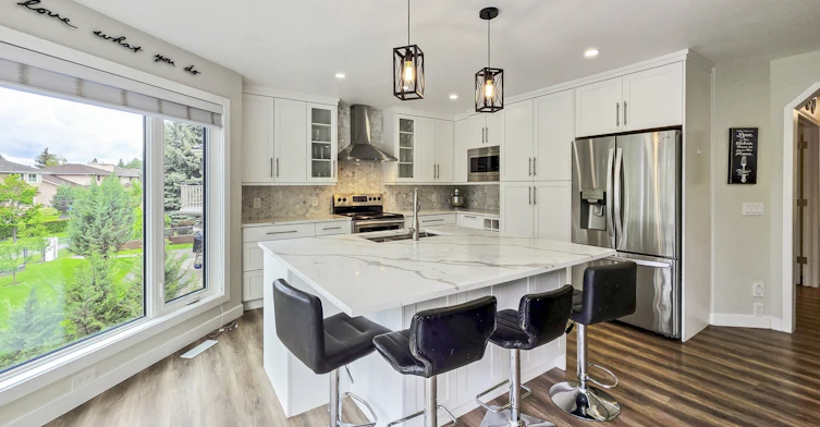 138 Mount Robson Close Southeast, Calgary, AB, T2Z 2E3 - 10
