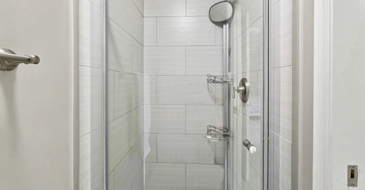 138 Mount Robson Close Southeast, Calgary, AB, T2Z 2E3 - 43