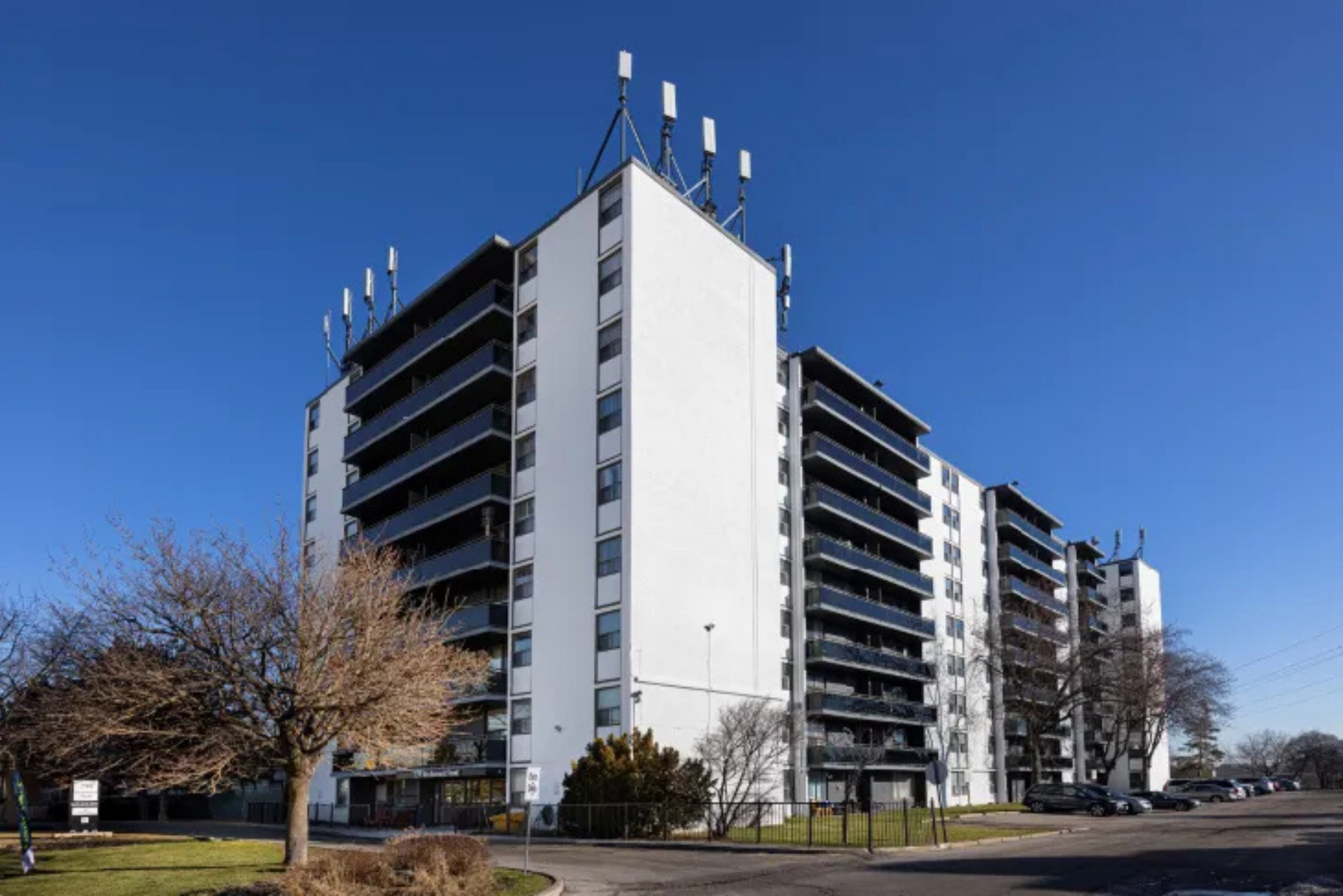 0105-739 Birchmount Road, Toronto, ON, M1K 1R6 - 2