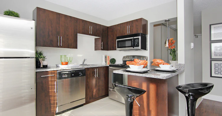 123 10 Avenue Southwest, Calgary, AB, T2R 1K8 - 2