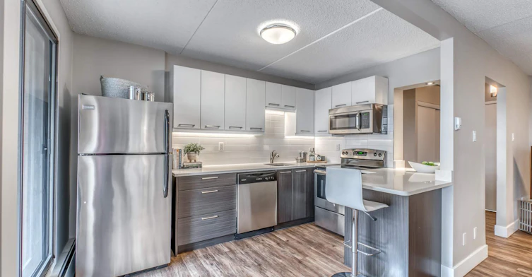 123 10 Avenue Southwest, Calgary, AB, T2R 1K8 - 4