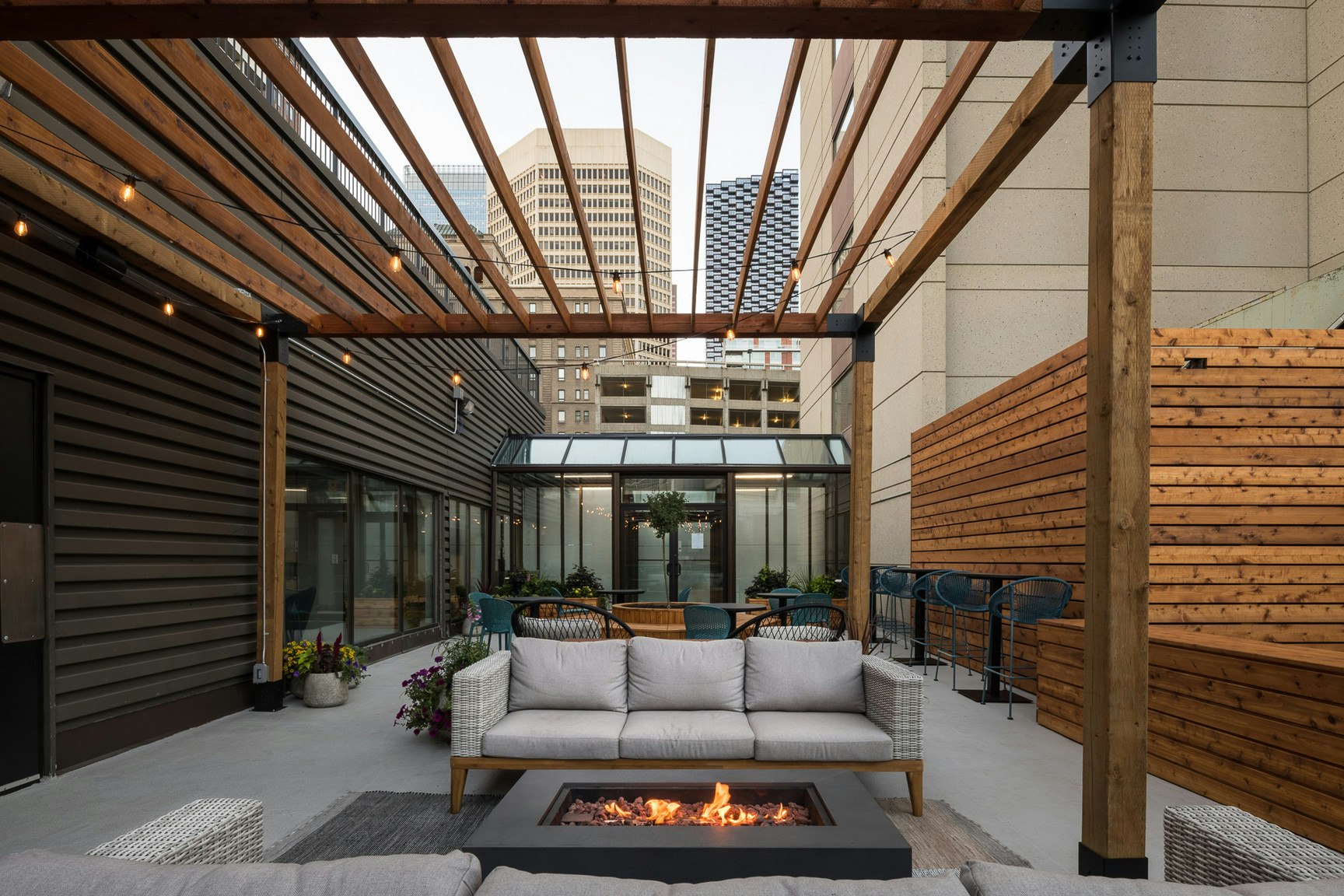 123 10 Avenue Southwest, Calgary, AB, T2R 1K8 - 29