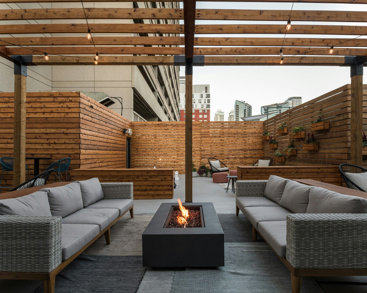 123 10 Avenue Southwest, Calgary, AB, T2R 1K8 - 25