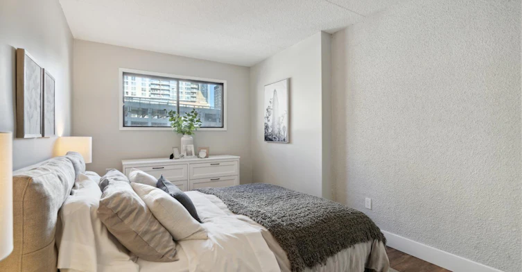 123 10 Avenue Southwest, Calgary, AB, T2R 1K8 - 9