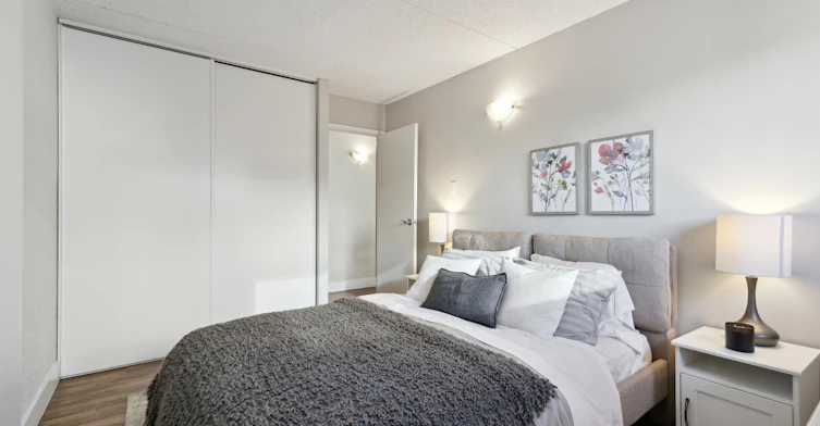 123 10 Avenue Southwest, Calgary, AB, T2R 1K8 - 11