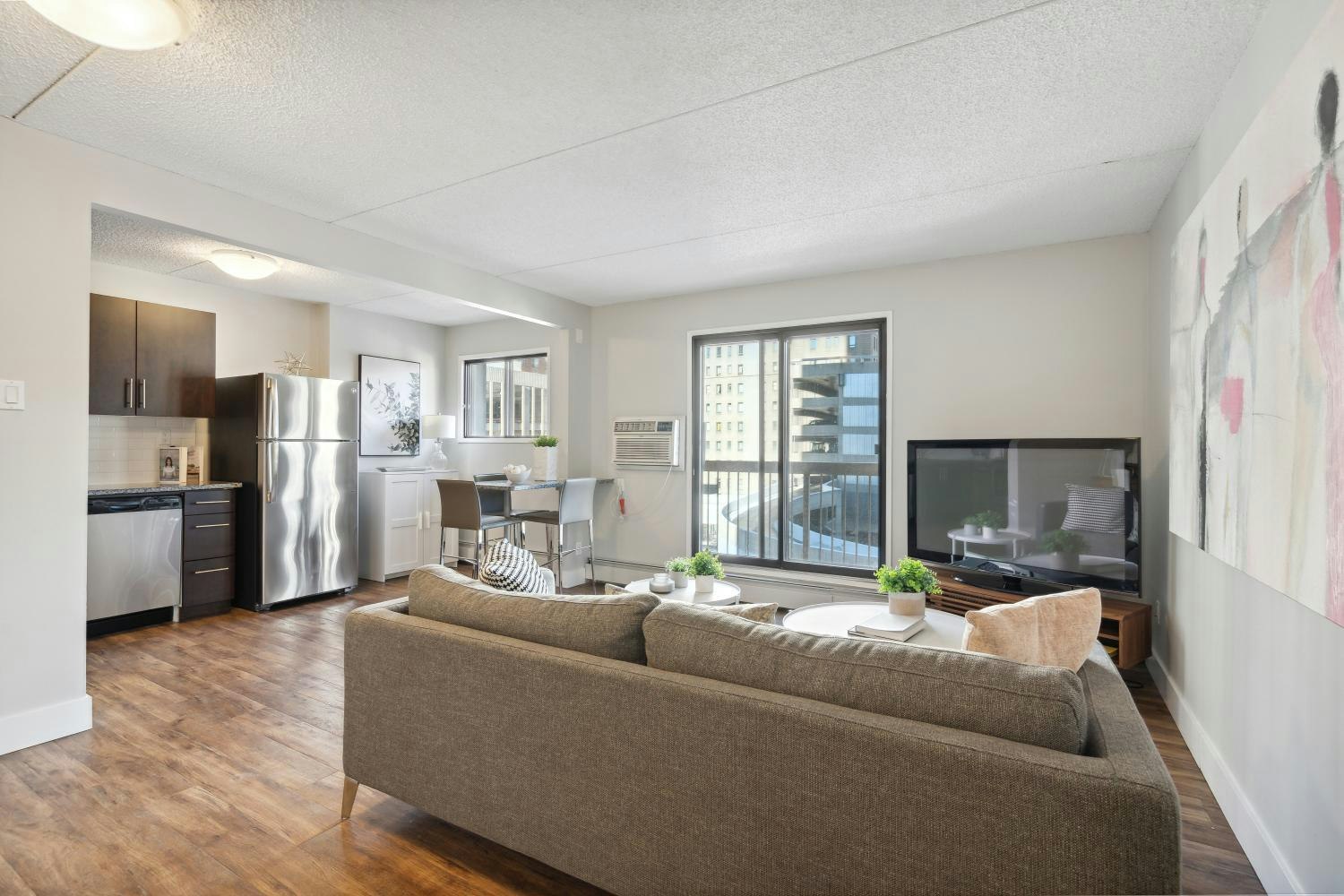 123 10 Avenue Southwest, Calgary, AB, T2R 1K8 - 6
