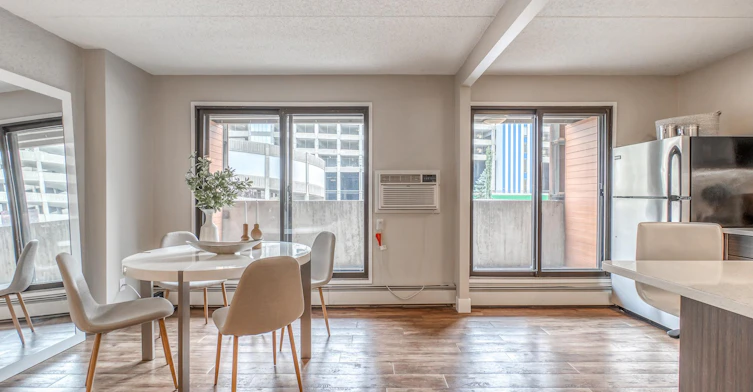 123 10 Avenue Southwest, Calgary, AB, T2R 1K8 - 5