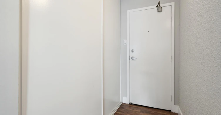 123 10 Avenue Southwest, Calgary, AB, T2R 1K8 - 9