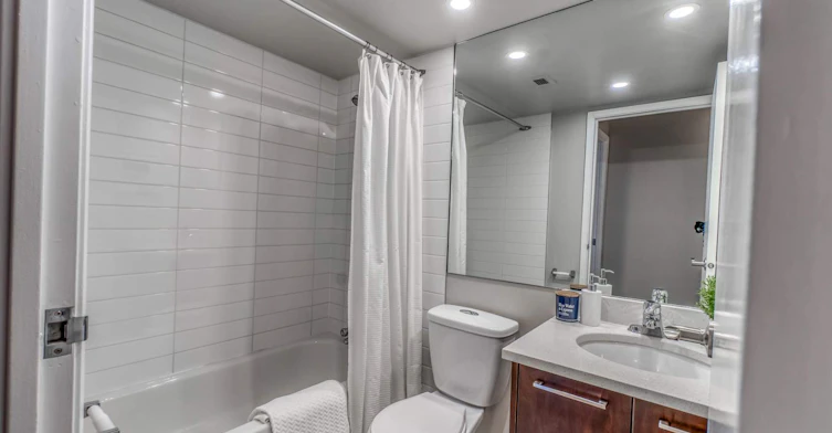 123 10 Avenue Southwest, Calgary, AB, T2R 1K8 - 15