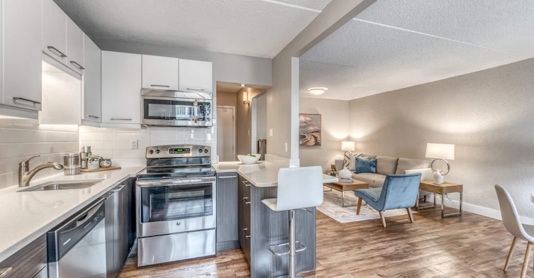 123 10 Avenue Southwest, Calgary, AB, T2R 1K8 - 5