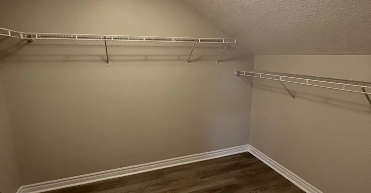 47 Pettitt Drive, Guelph, ON, N1E 0A7 - 9
