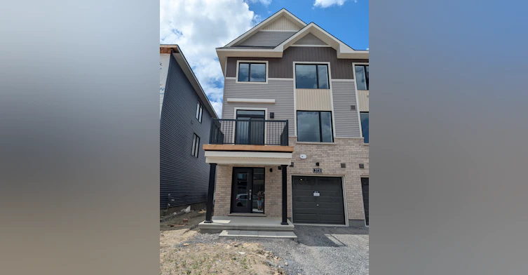 373-373 Bankside Way, Ottawa, ON, K2J 6K4 - 2