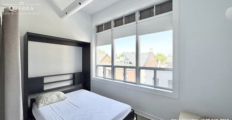 303-75 Kensington Avenue, Toronto, ON, M5T 2K2 - 4