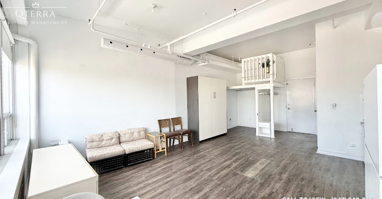 301-75 Kensington Avenue, Toronto, ON, M5T 2K2 - 3