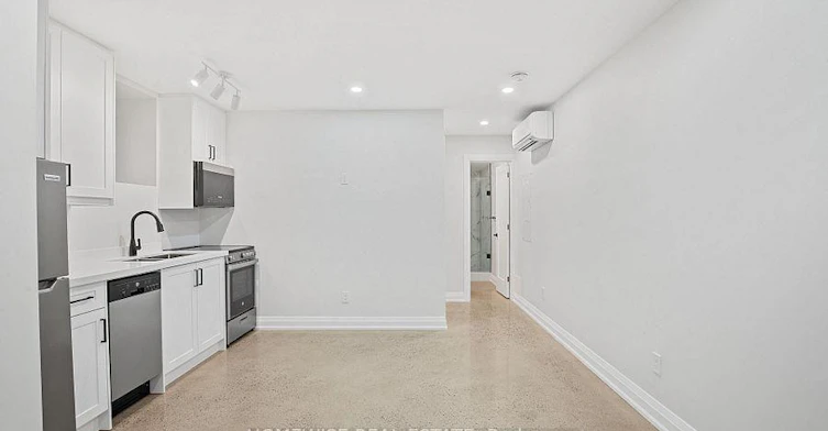 5-2563 Dundas Street West, Toronto, ON, M6P 1X6 - 3