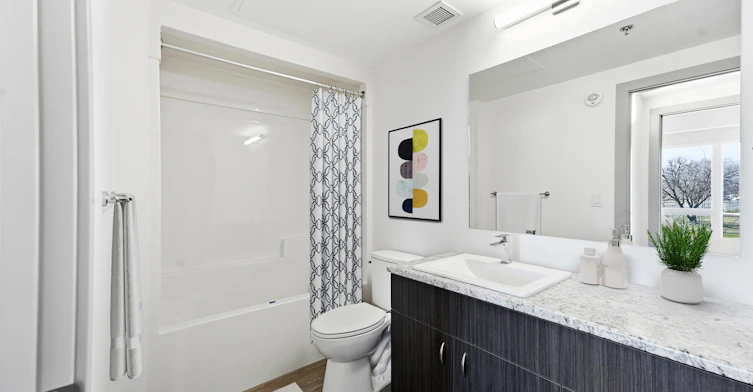 2 Bed 1 Bath-1510 Main Street, Winnipeg, MB, R2W 0A8 - 6