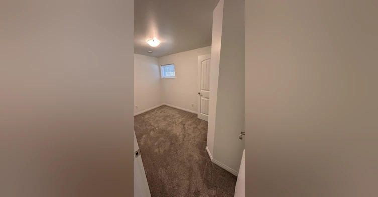 12037 Bsmt-12037 59 Street Northwest, Edmonton, AB, T5W 3Y1 - 19