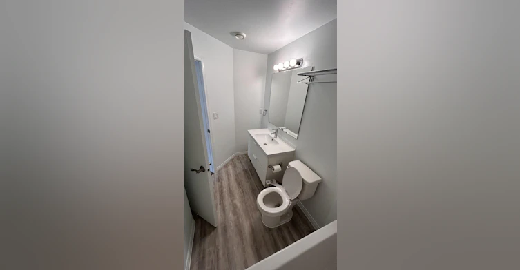 12037 Bsmt-12037 59 Street Northwest, Edmonton, AB, T5W 3Y1 - 25