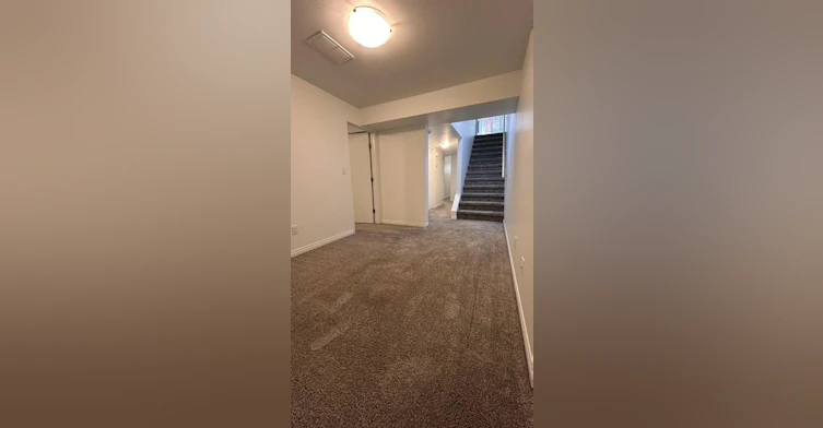 12037 Bsmt-12037 59 Street Northwest, Edmonton, AB, T5W 3Y1 - 12