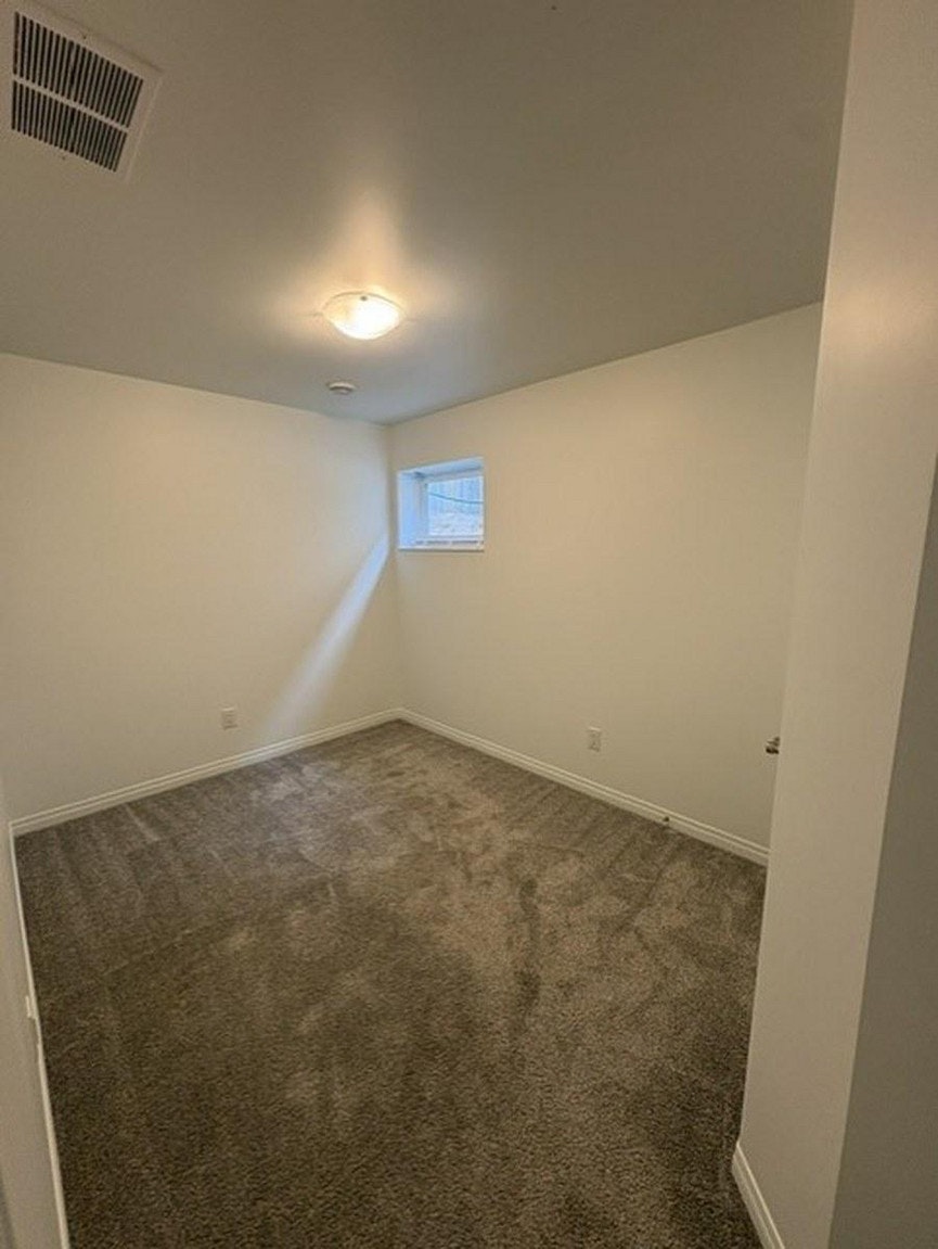 12037 Bsmt-12037 59 Street Northwest, Edmonton, AB, T5W 3Y1 - 21