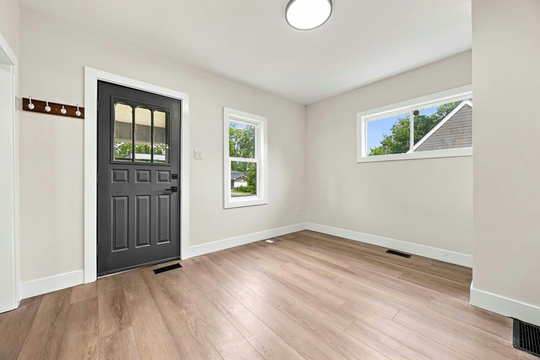 1-138 Sutton Street, Sarnia, ON, N7T 3S5 - 2