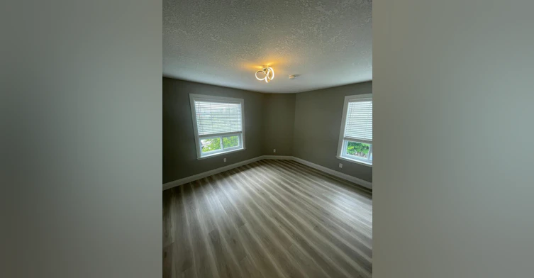 9-135 Wellington Street North, Kitchener, ON, N2H 5J9 - 5