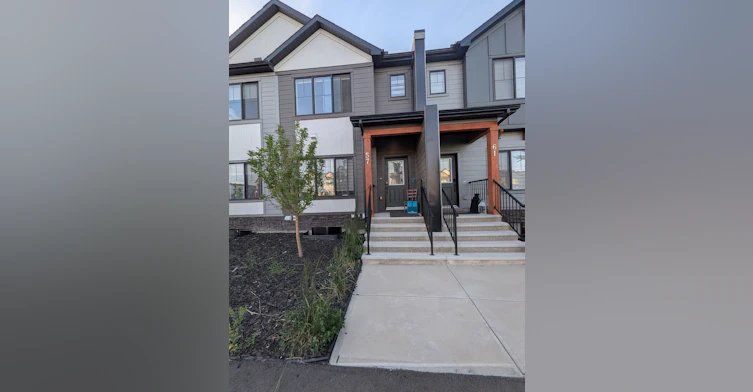 57-57 Silverton Glen Gate SW, Calgary, AB, T2X 5C2
