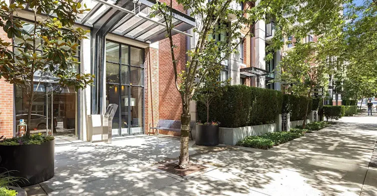 511-977 Mainland Street, Vancouver, BC, V6B 1T2 - 2