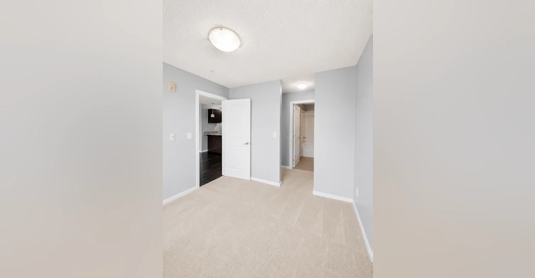 3353 16a Avenue Northwest, Edmonton, AB, T6T 0V4 - 5