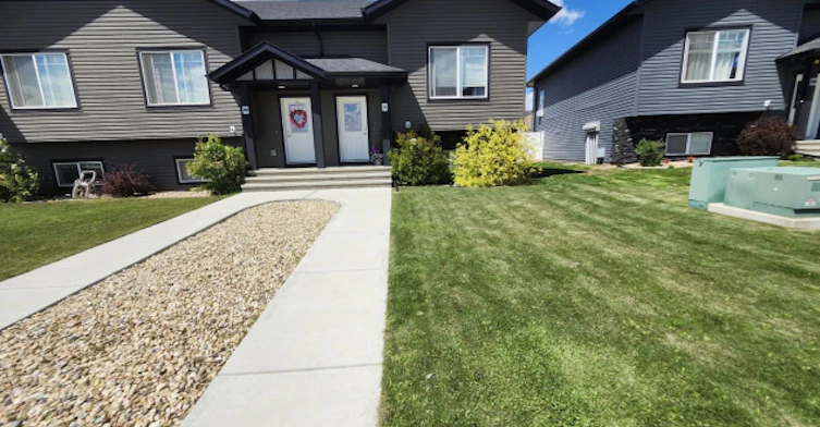 74 Mackenzie Ranch Way, Lacombe, AB, T4L 0K1