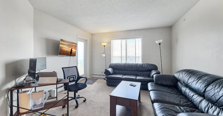 413-5 Saddlestone Way, Calgary, AB, T3J 0S2 - 2