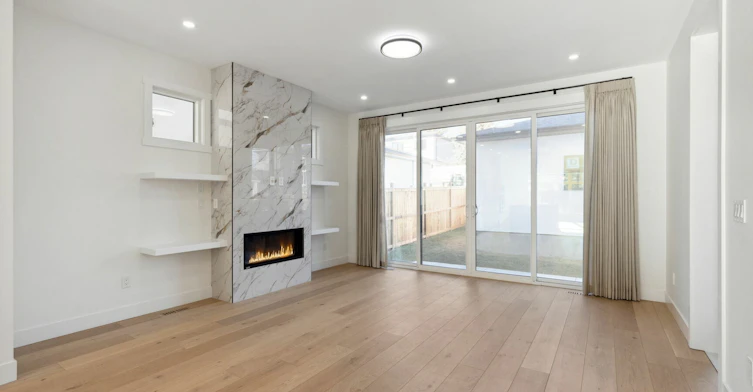 Upper-33 Harvard Street Northwest, Calgary, AB, T2K 2B5 - 4